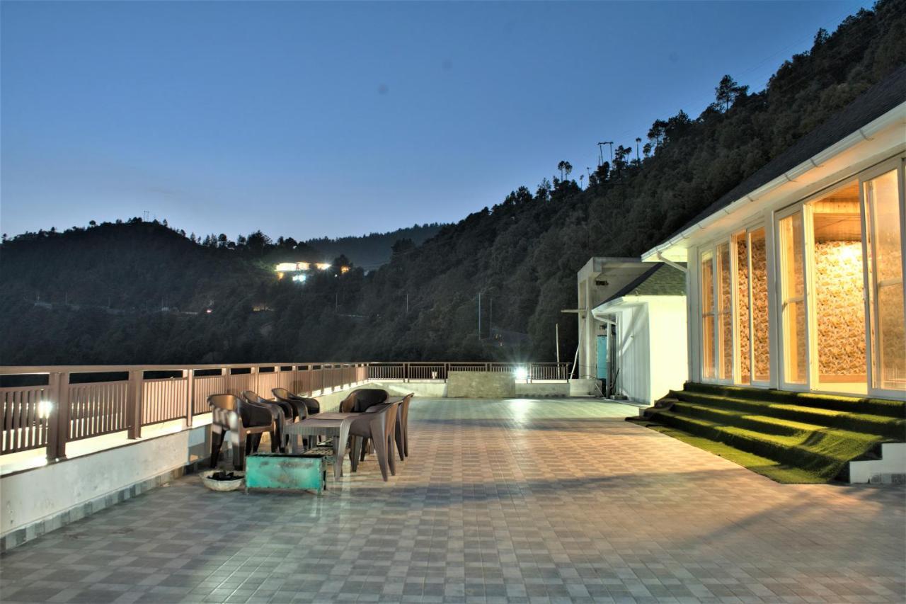 Tavisha Kanatal Hills Chamba Hotel Екстериор снимка